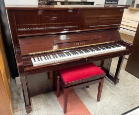 Yamaha U1