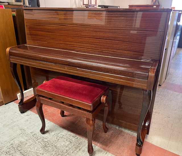 Hellas Chippendale   MYYTY - Image 2