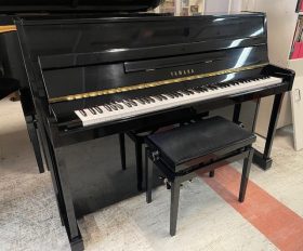 Yamaha M108T