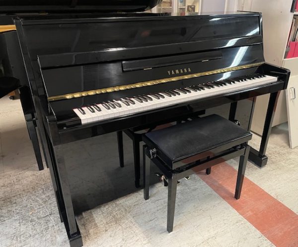 Yamaha M108T