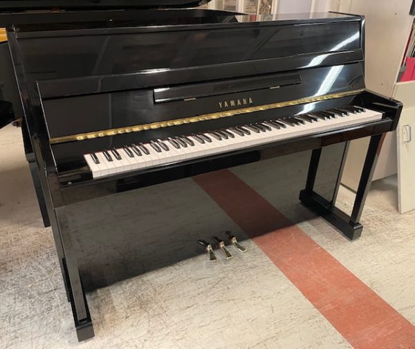 Yamaha M108T - Image 4