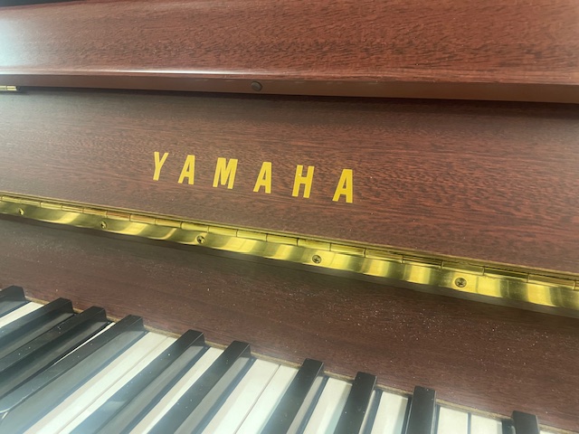 Yamaha E108 - Image 4